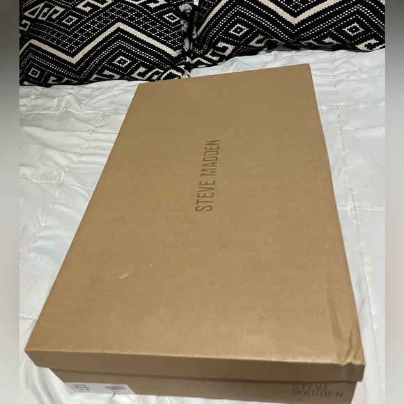 Steve Madden Lodge Brown boots size 11 - Picture 2 of 5